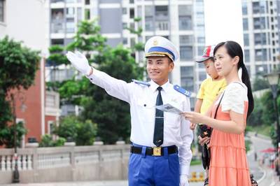 高考加油!碧桂園物業(yè)保駕護(hù)航國家級示范性高中