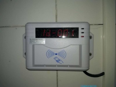上海射頻卡水控器,限時洗澡,刷卡收費(fèi)洗澡